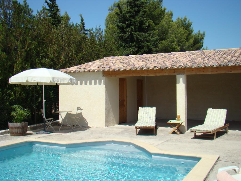 B&B L'Oustalet De Sylvie Villeneuve-lès-Avignon Eksteriør bilde